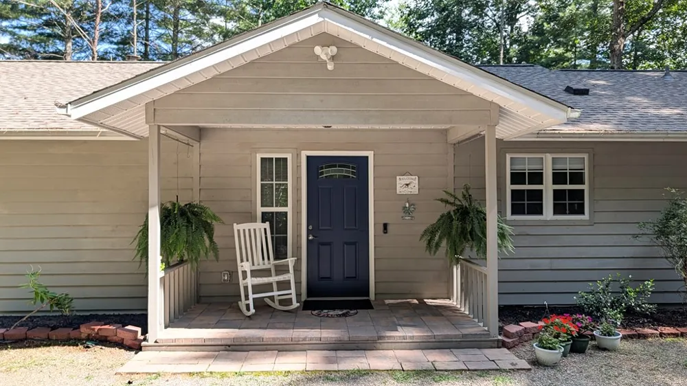 5302 Summerwood Lane Young Harris, GA 30582