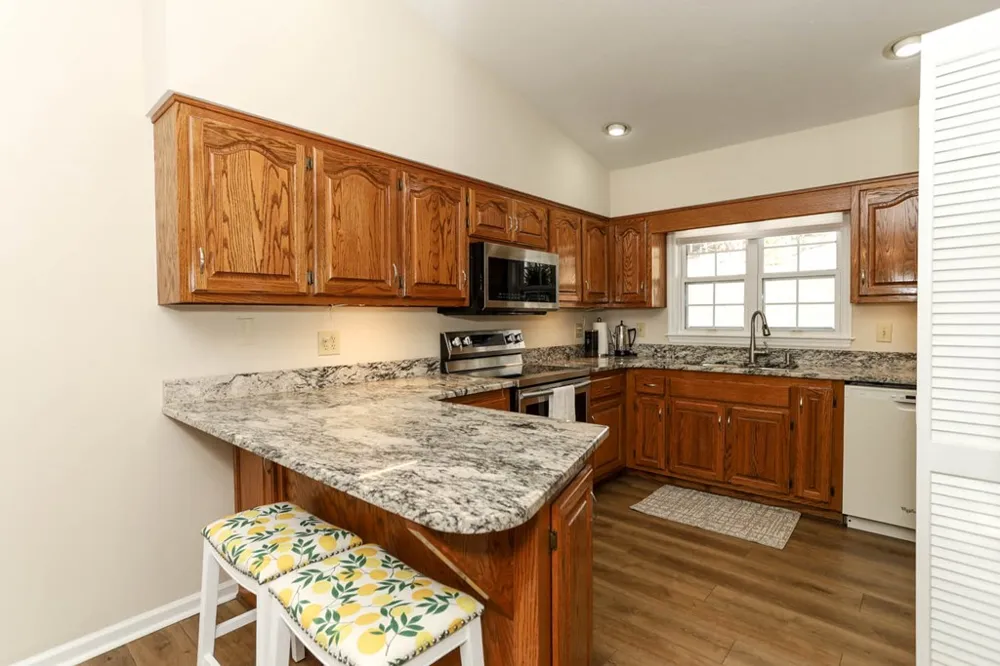 5302 Summerwood Lane Young Harris, GA 30582