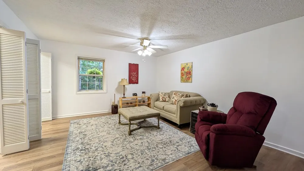 5302 Summerwood Lane Young Harris, GA 30582