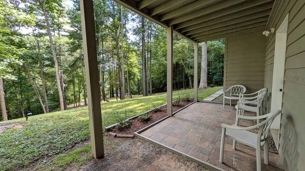 5302 Summerwood Lane Young Harris, GA 30582