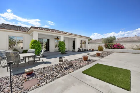 80181 Camino San Mateo