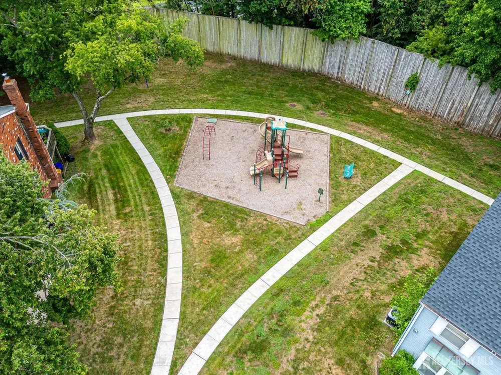 12 S Hill Drive Hamilton, NJ 08610