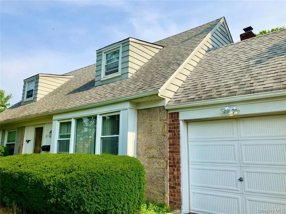 267 Haypath Road Old Bethpage, NY 11804