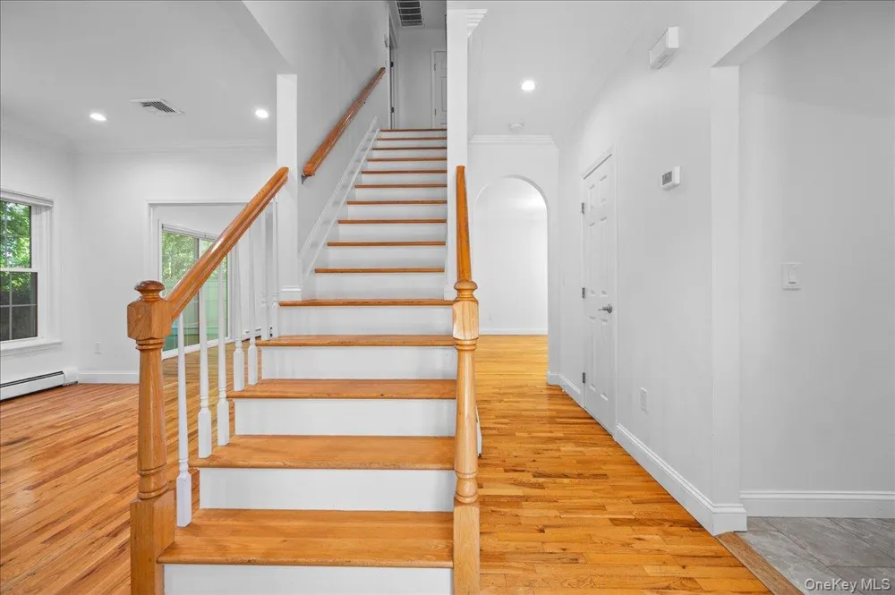 76 Smith Avenue Nyack, NY 10960