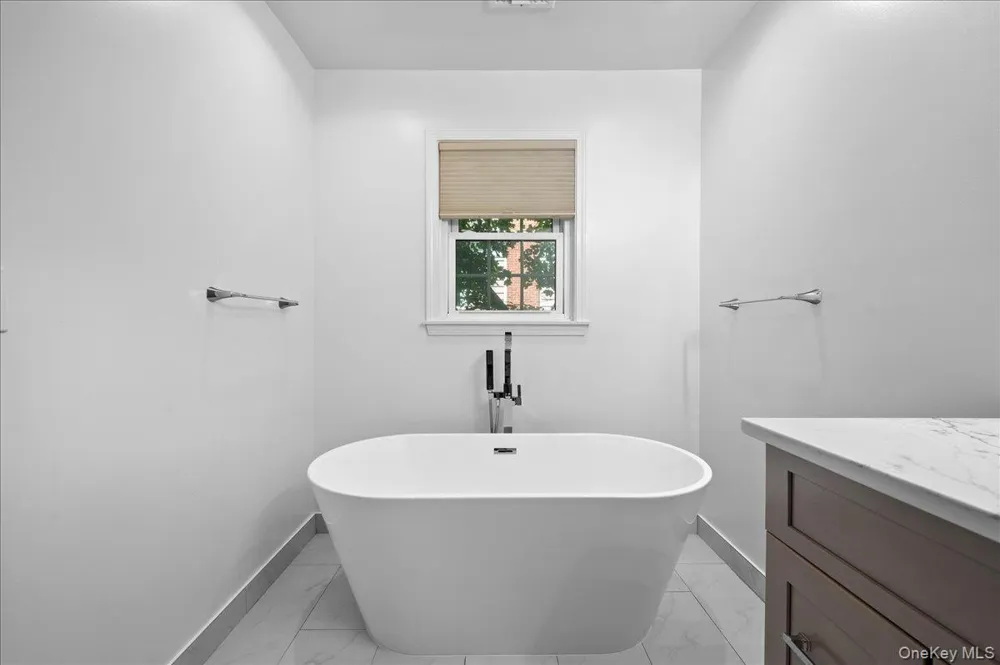 76 Smith Avenue Nyack, NY 10960