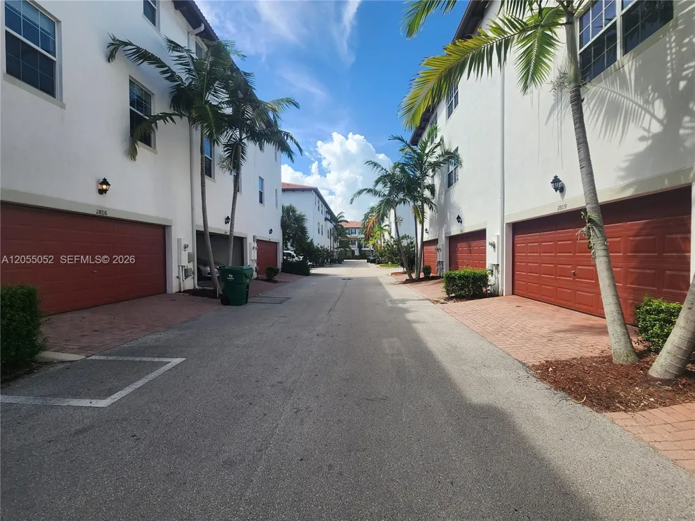 2813 SW 119th Way Miramar, FL 33025