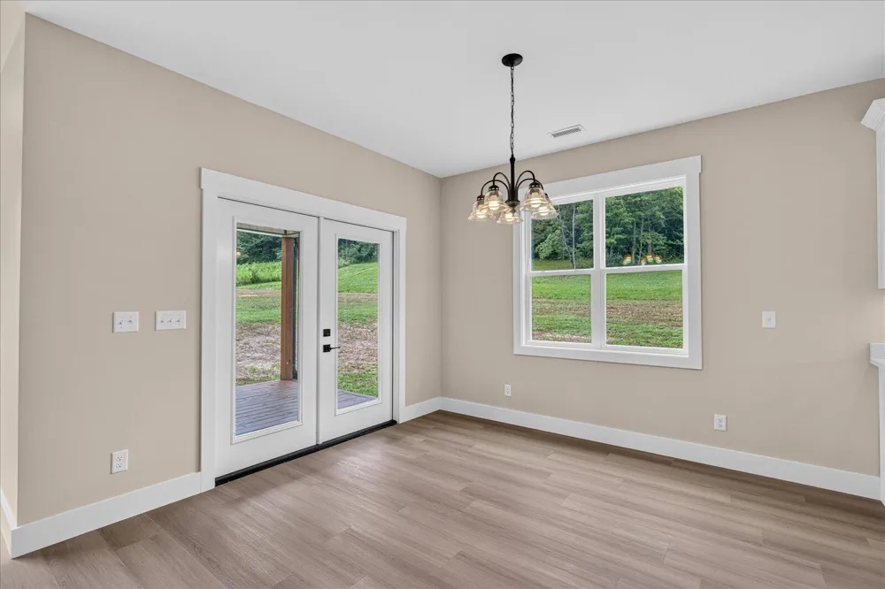 8880 Griffith Highway Whitwell, TN 37397