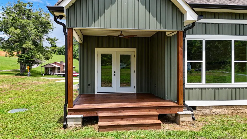 8880 Griffith Highway Whitwell, TN 37397