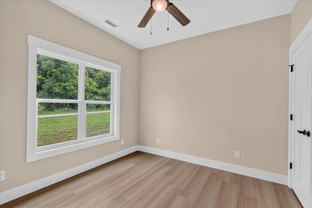 8880 Griffith Highway Whitwell, TN 37397