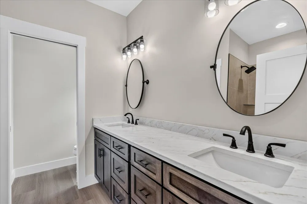 8880 Griffith Highway Whitwell, TN 37397