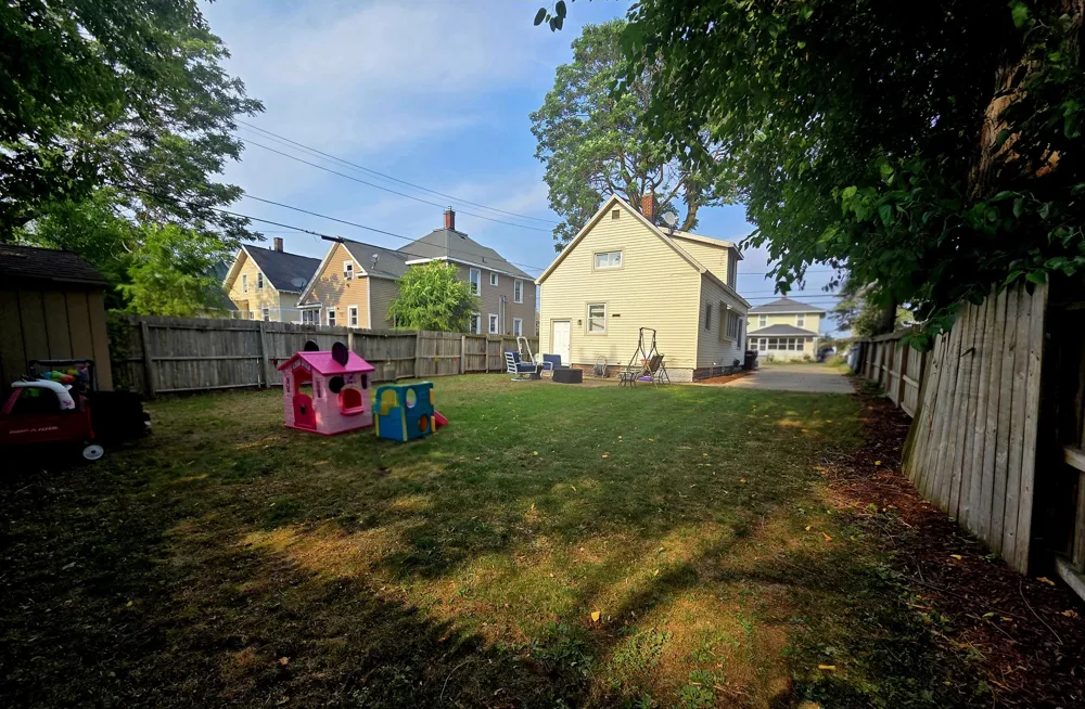1809 Godfrey Avenue SW Wyoming City, MI 49509