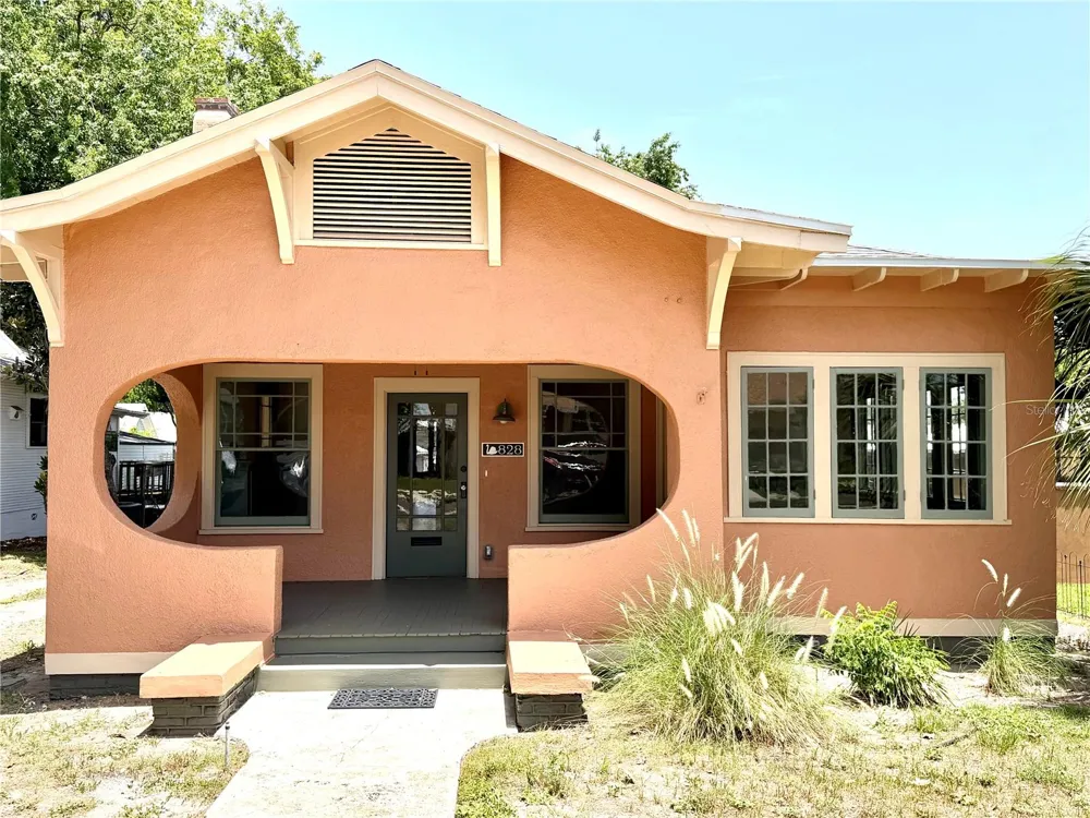 828 CUMBERLAND STREET Lakeland, FL 33801