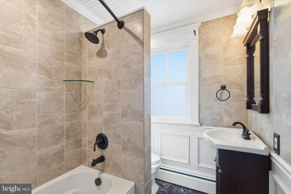 6924 SUNDOWN ROAD Laytonsville, MD 20882