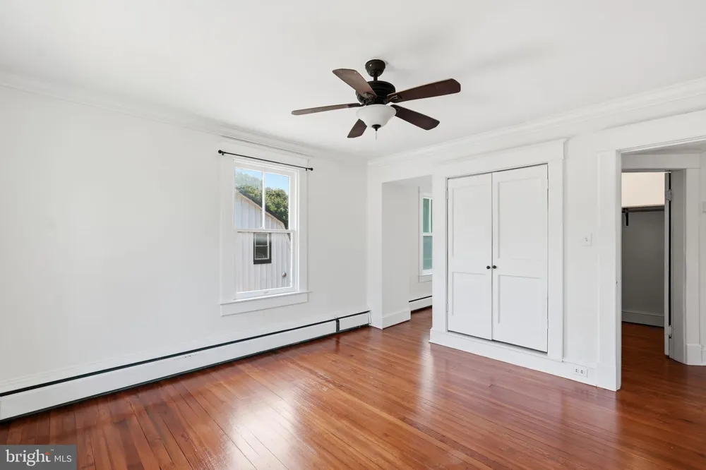 6924 SUNDOWN ROAD Laytonsville, MD 20882