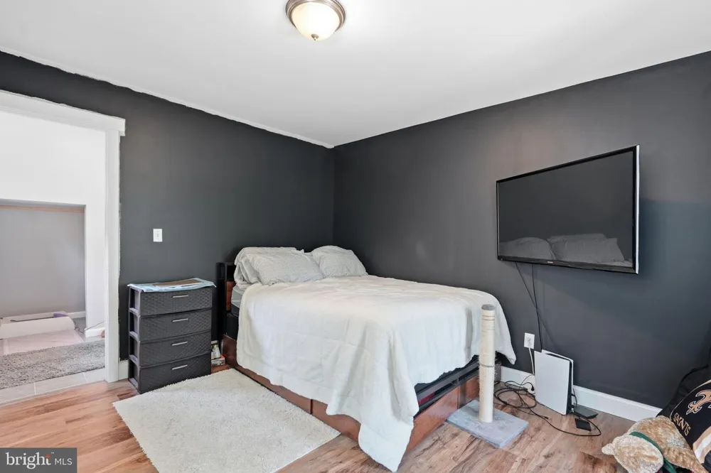 6924 SUNDOWN ROAD Laytonsville, MD 20882