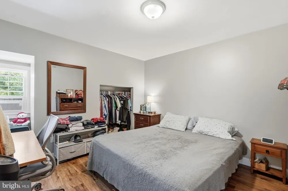 6924 SUNDOWN ROAD Laytonsville, MD 20882