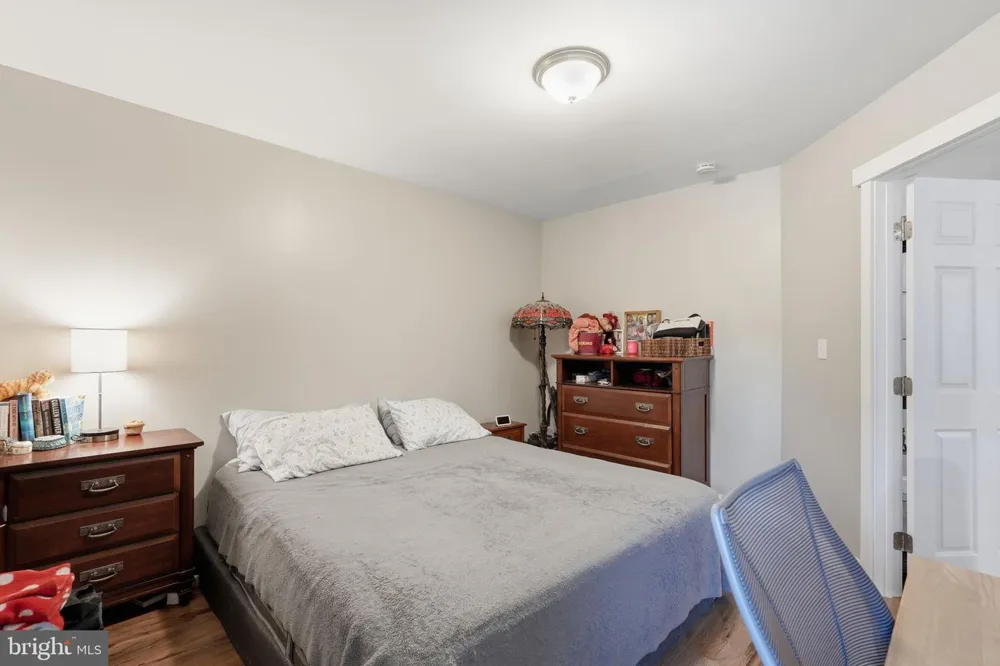 6924 SUNDOWN ROAD Laytonsville, MD 20882