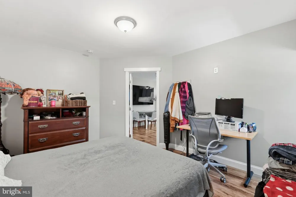 6924 SUNDOWN ROAD Laytonsville, MD 20882