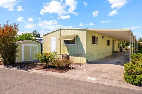 243 Parque Cabana Court