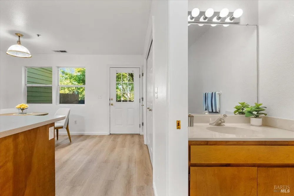 7008 Marsh Way Cotati, CA 94931