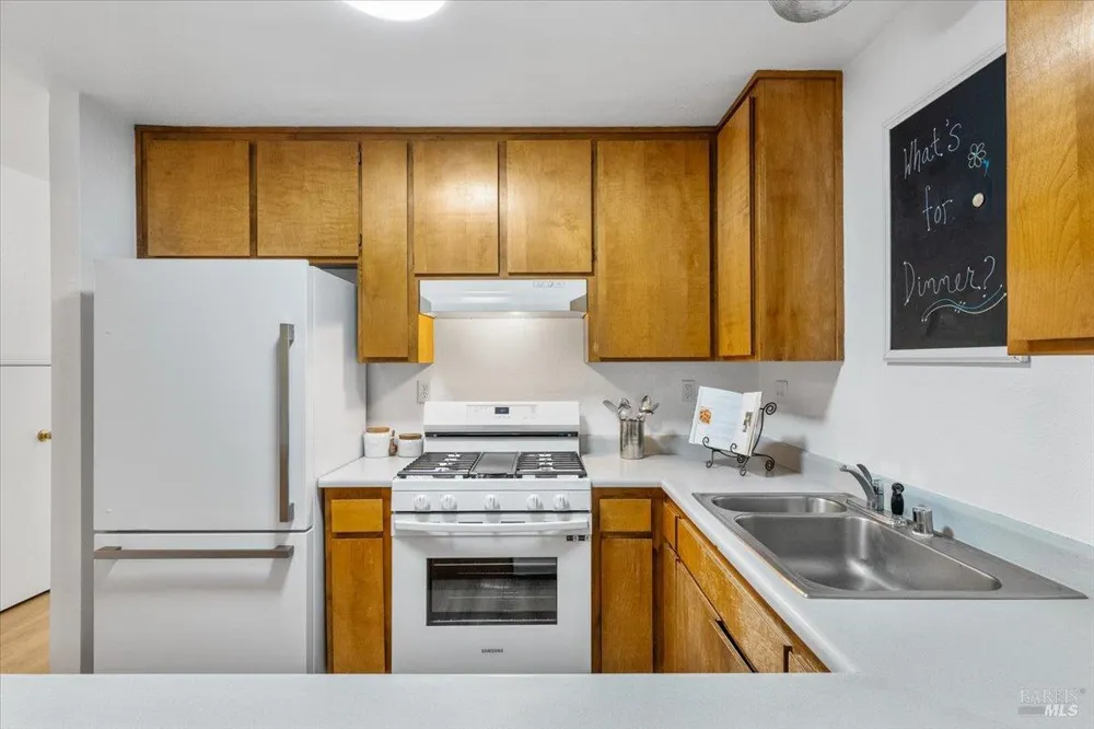 7008 Marsh Way Cotati, CA 94931
