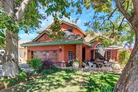 1009 Hillview Lane