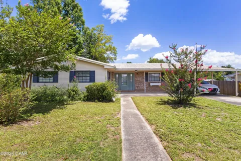 1804 Ulmer Lane