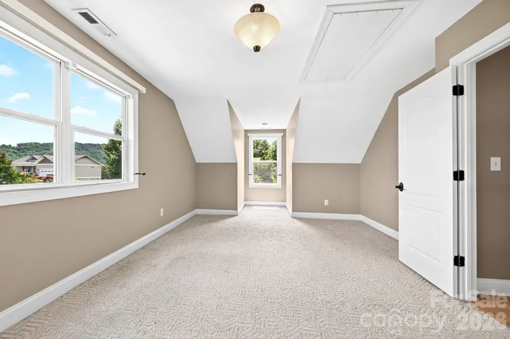 93 Big Sky Drive Leicester, NC 28748