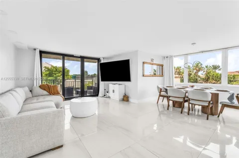 3912 S Ocean Blvd #306