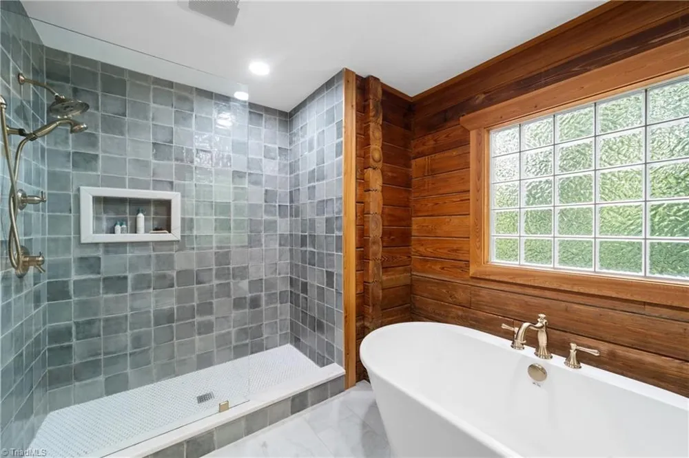 1212 River Bluff Trail Tobaccoville, NC 27050
