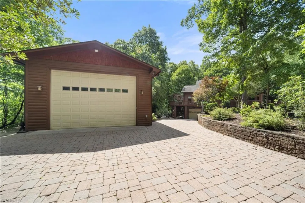 1212 River Bluff Trail Tobaccoville, NC 27050