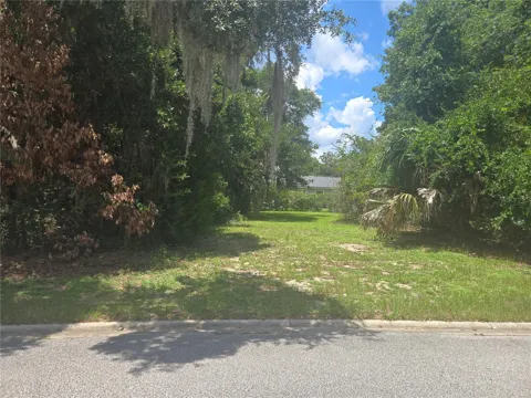 29 CREEKSIDE DRIVE
