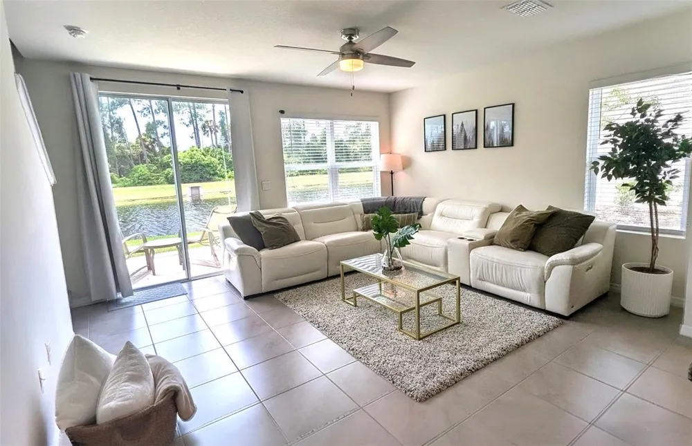 60 BELLA LAGO CIRCLE Port Orange, FL 32129
