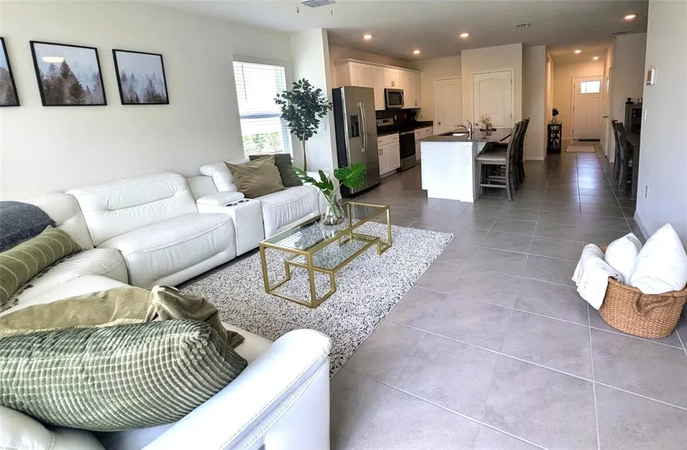 60 BELLA LAGO CIRCLE Port Orange, FL 32129