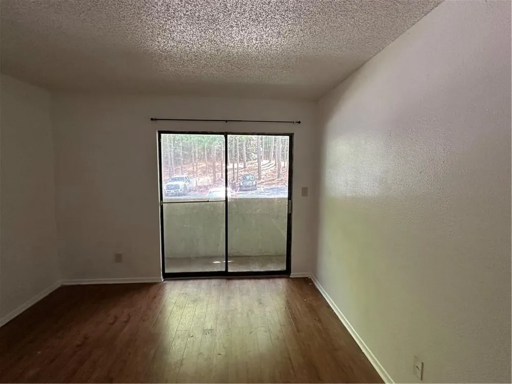 913 Seasons Parkway Norcross, GA 30093