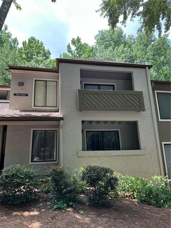 913 Seasons Parkway Norcross, GA 30093