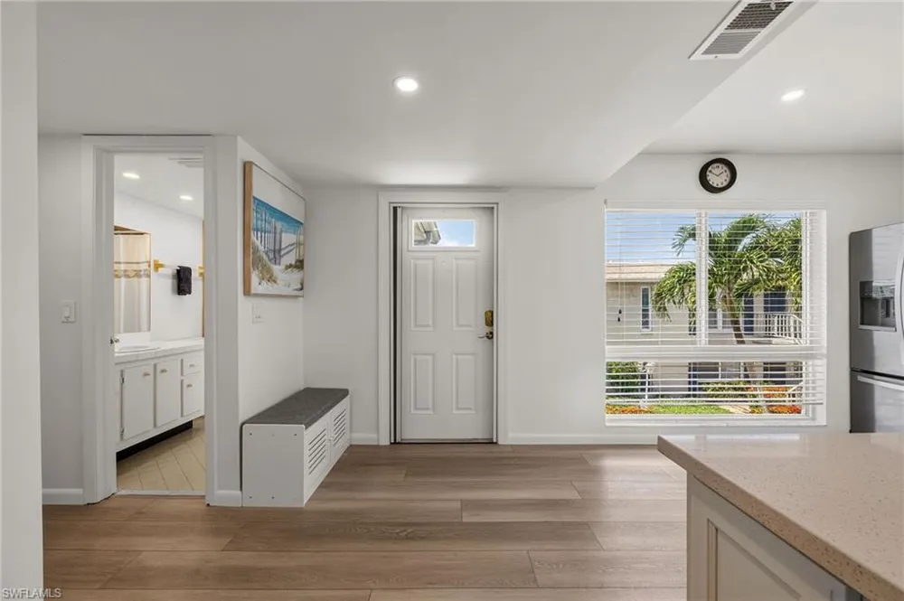 195 PEPPERMINT LANE #2 Naples, FL 34112