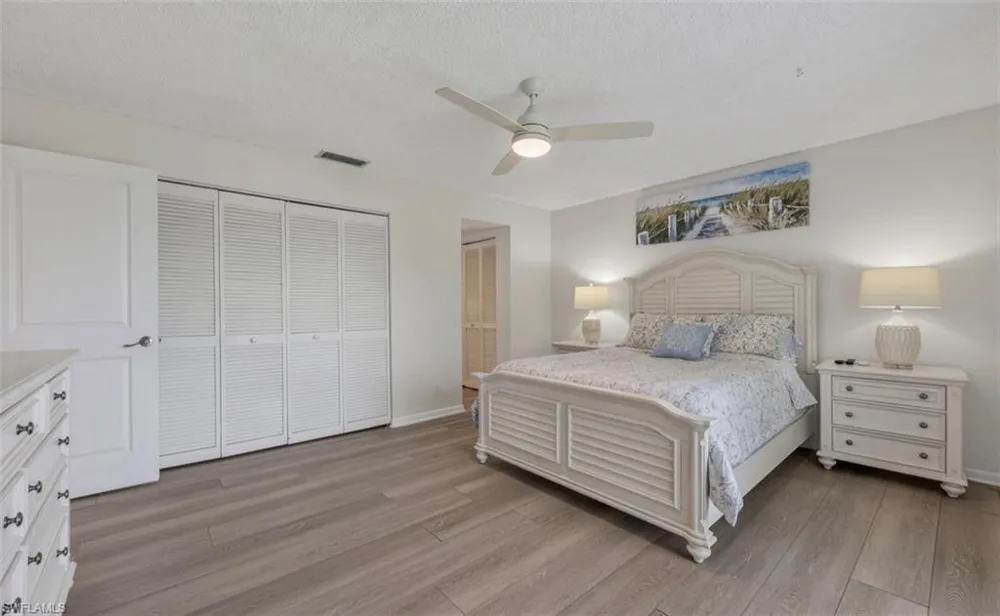 195 PEPPERMINT LANE #2 Naples, FL 34112