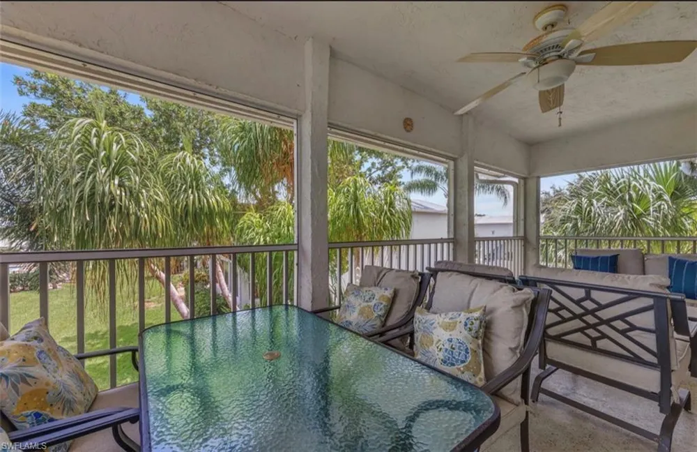 195 PEPPERMINT LANE #2 Naples, FL 34112