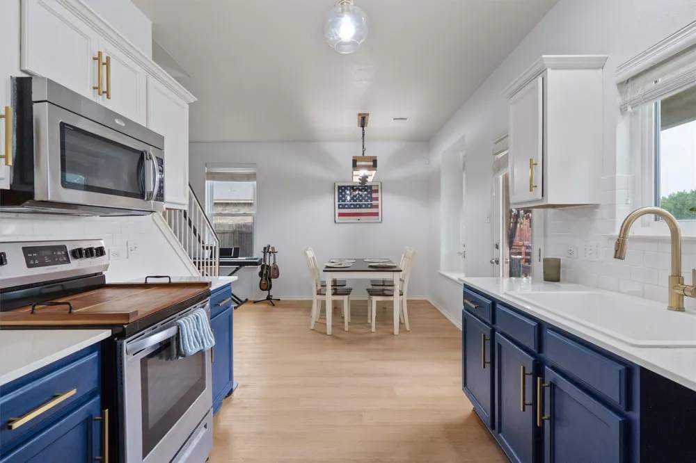 1316 Hensley Drive Leander, TX 78641