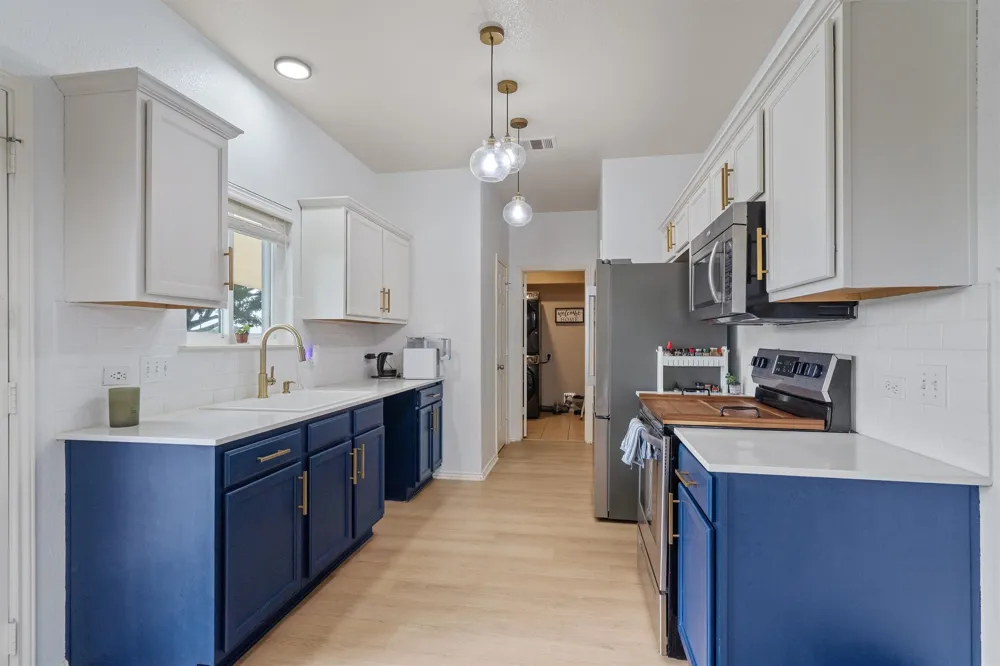 1316 Hensley Drive Leander, TX 78641