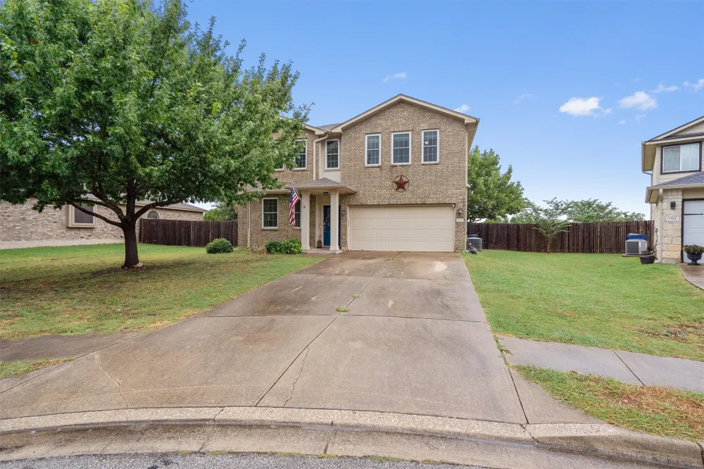 1316 Hensley Drive Leander, TX 78641