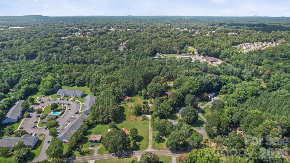 606 Robinson Clemmer Road Dallas, NC 28034