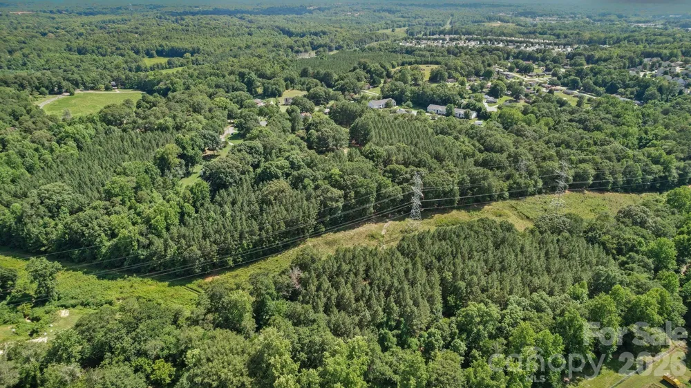 606 Robinson Clemmer Road Dallas, NC 28034