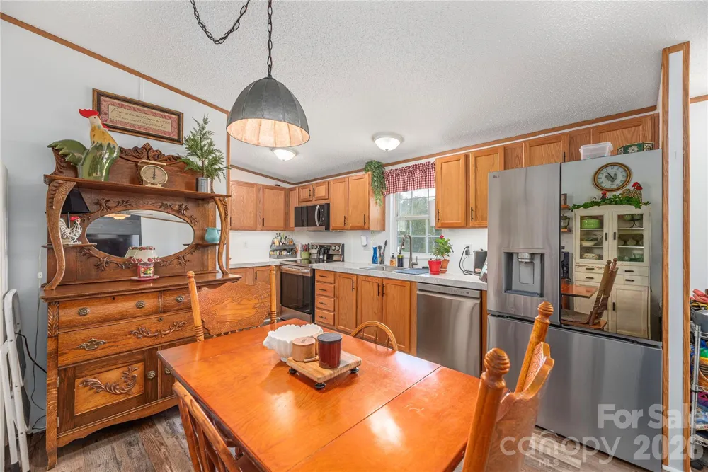 40 Farmstead Road Leicester, NC 28748