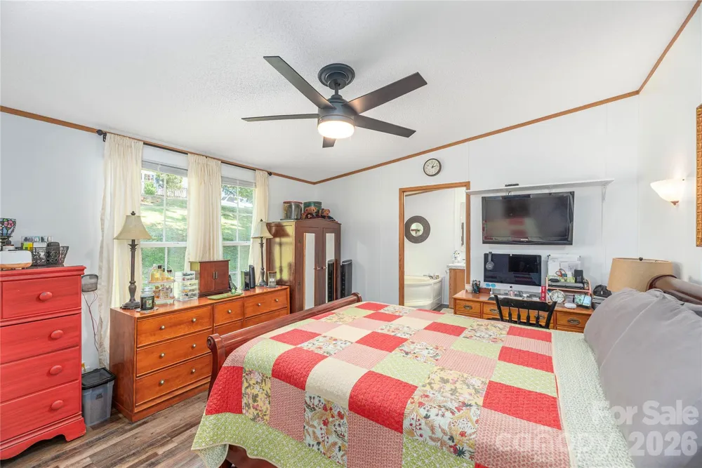 40 Farmstead Road Leicester, NC 28748