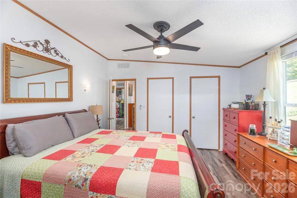 40 Farmstead Road Leicester, NC 28748