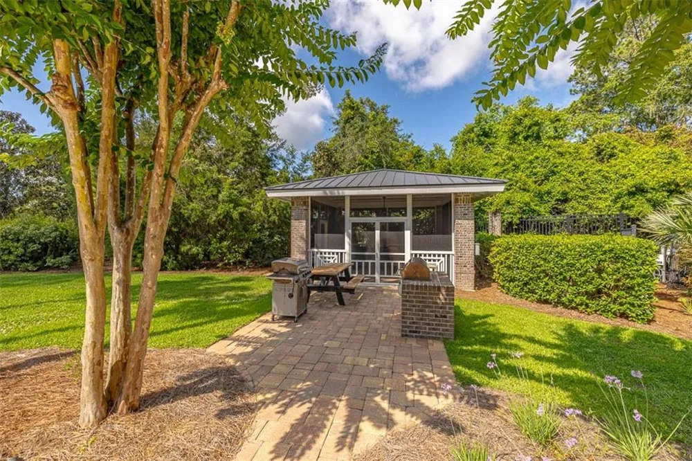 1301 Grand View Drive St. Simons, GA 31522