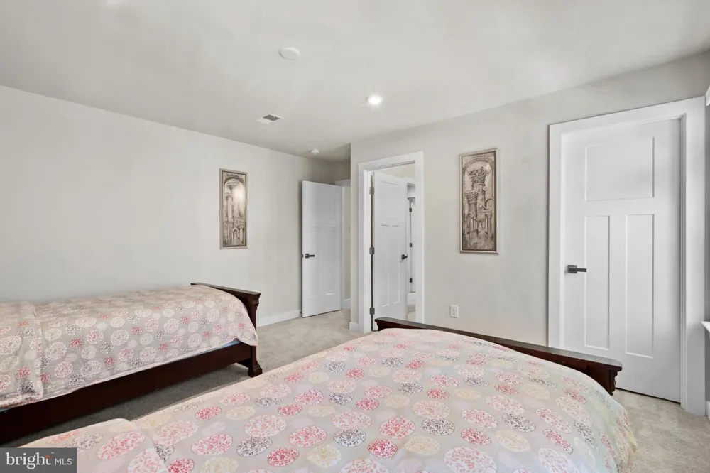 1024 MILES COURT Cheltenham, PA 19012