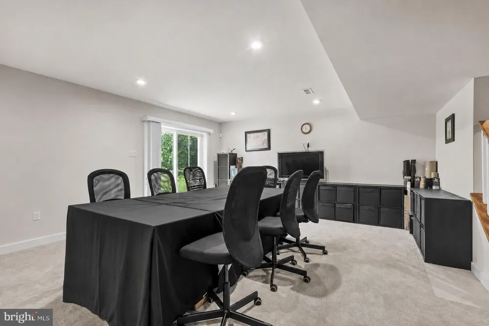 1024 MILES COURT Cheltenham, PA 19012